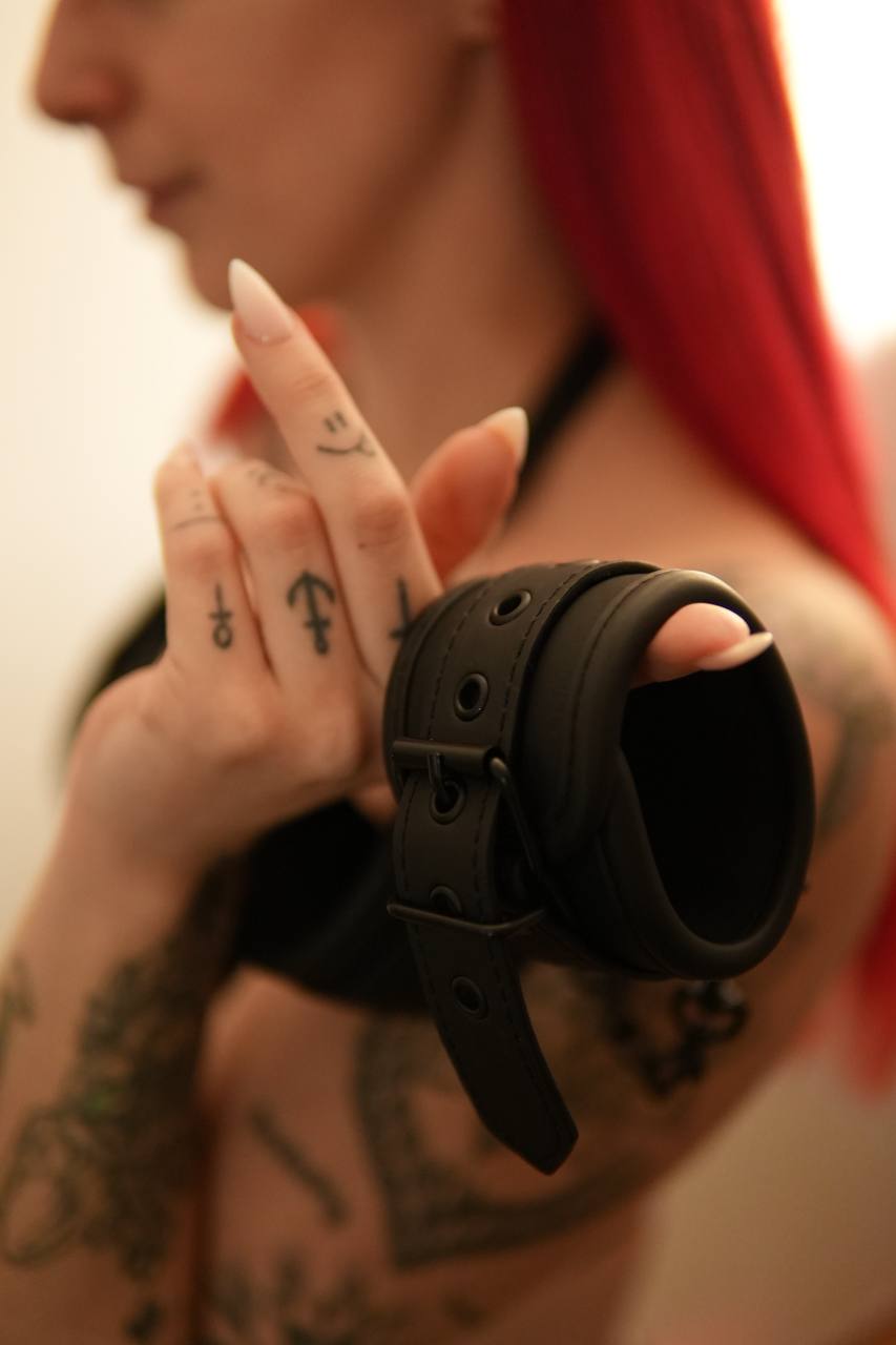 Fetischismus Kurzgeschichte: Latex Dating mit Oldtimer