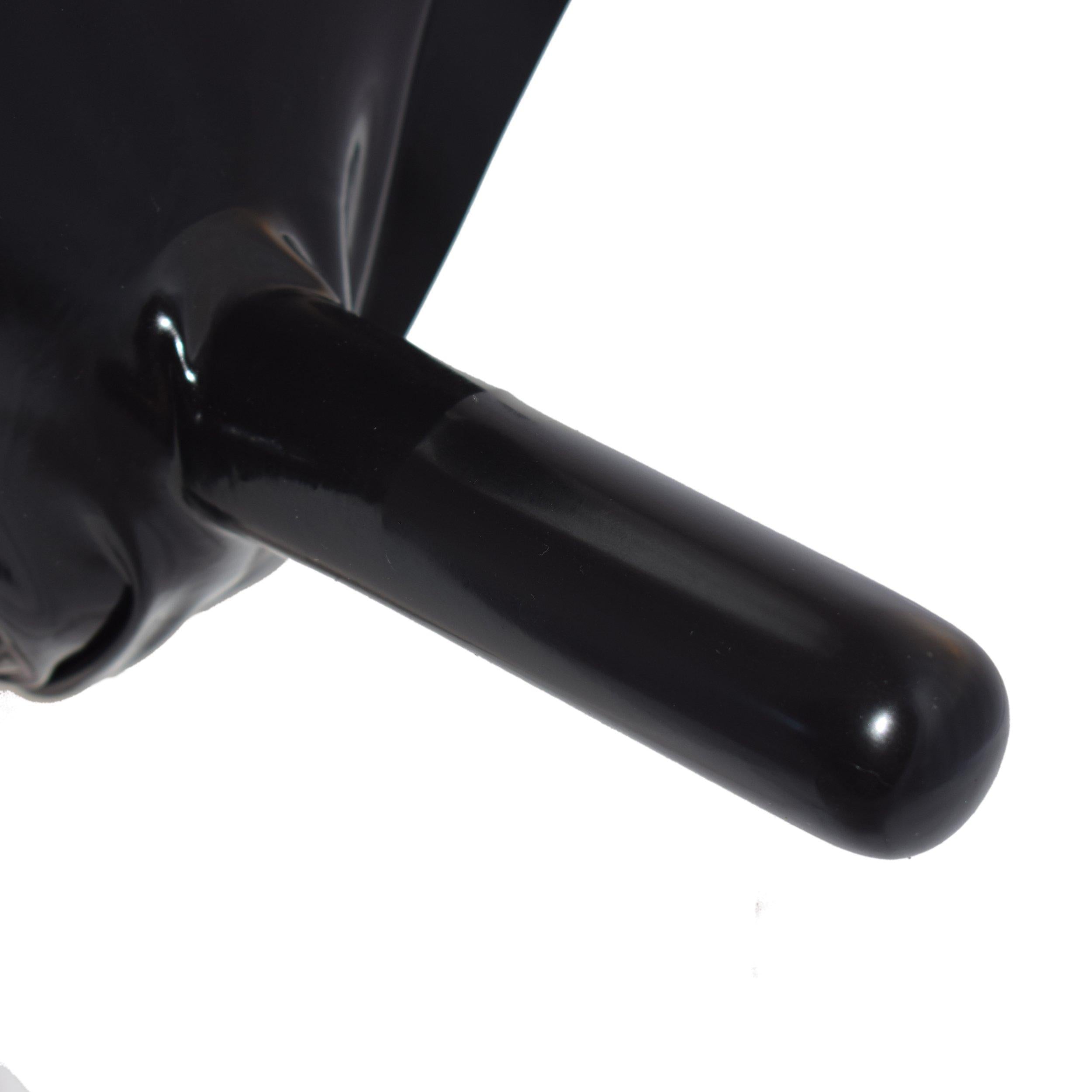 Rubberfashion Latex Slip - kurze sexy Rubber Pants mit Penishülle und Anal Innendildo - Dessous für Herren