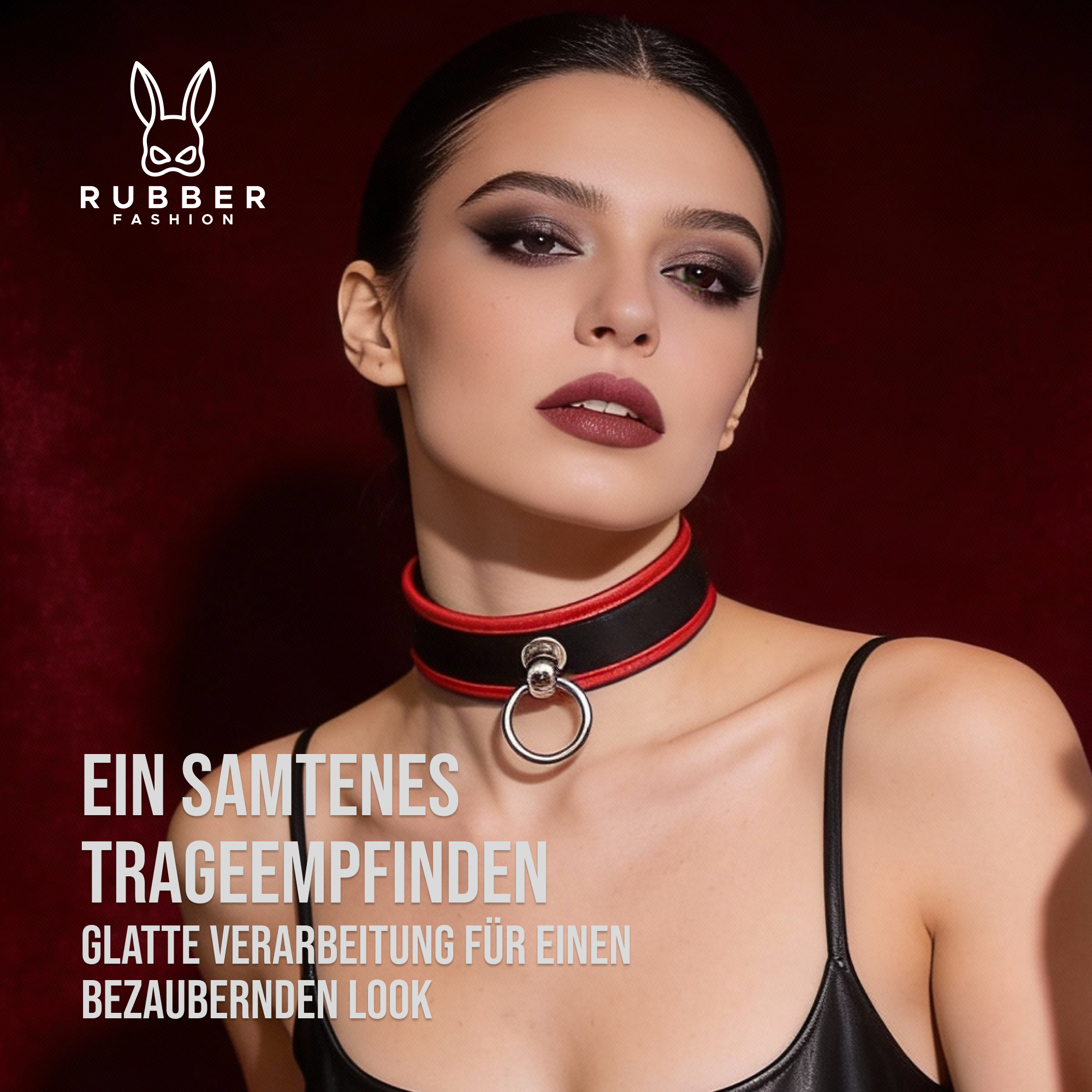 Leather collar with metal ring 