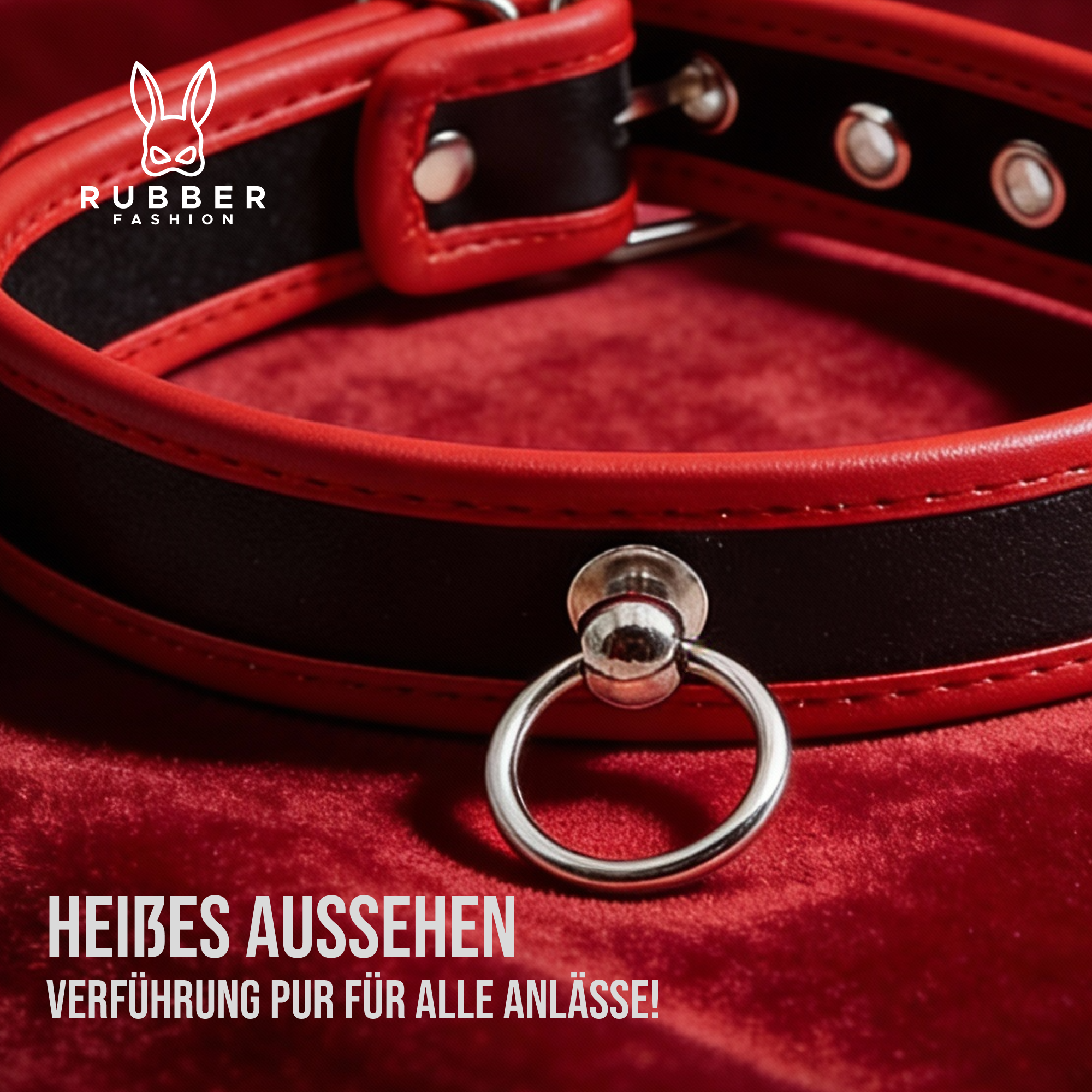Leather collar with metal ring 