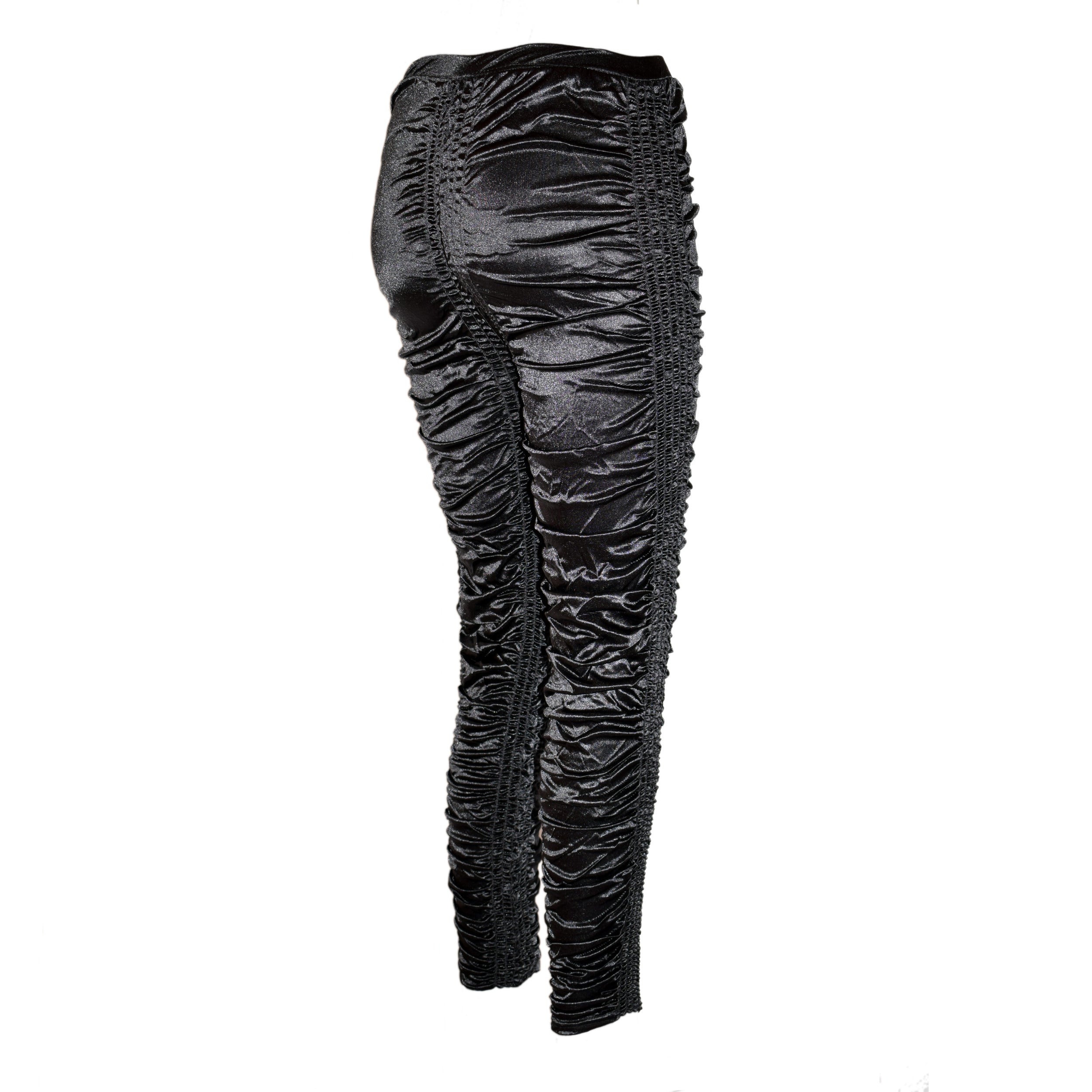 Rubberfashion Glanz Leggings - glänzende Leggin mit Po Taschen und Verzierungen bis zur Hüfte für Frauen